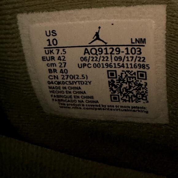 Size 10 - Wmns Air Jordan 4 Retro Seafoam Women's Shoes - Picture 8 of 9